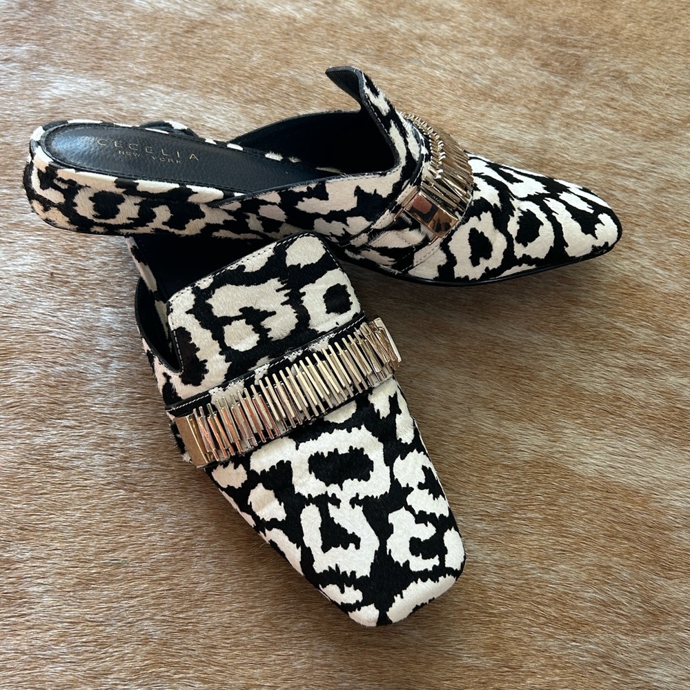 CECELIA NEW YORK Black and White Animal Print Cowhide